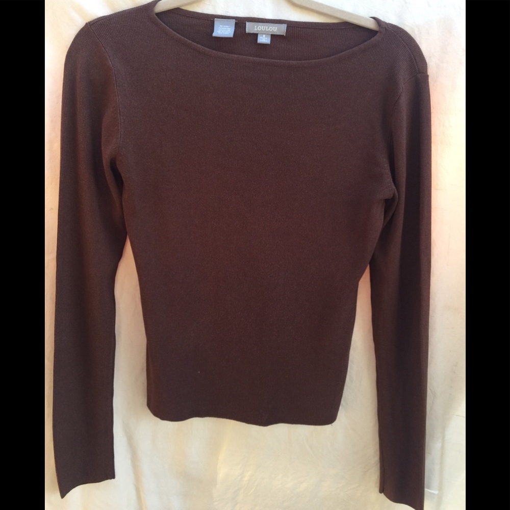 Lou Lou knit top size M stretchy. brown